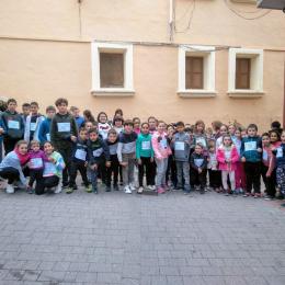 La carrera solidària d'Albocàsser recapta 510 euros per a la construcció del pati educatiu 